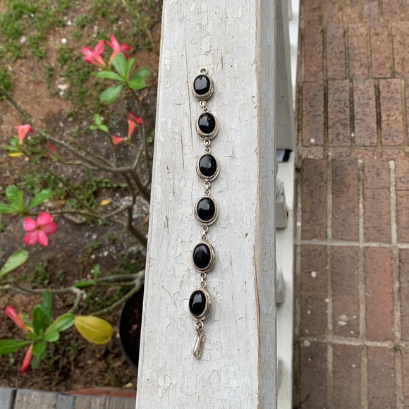 Vintage Heavy Sterling Silver Black Onyx Bracelet - Picture 9 of 17